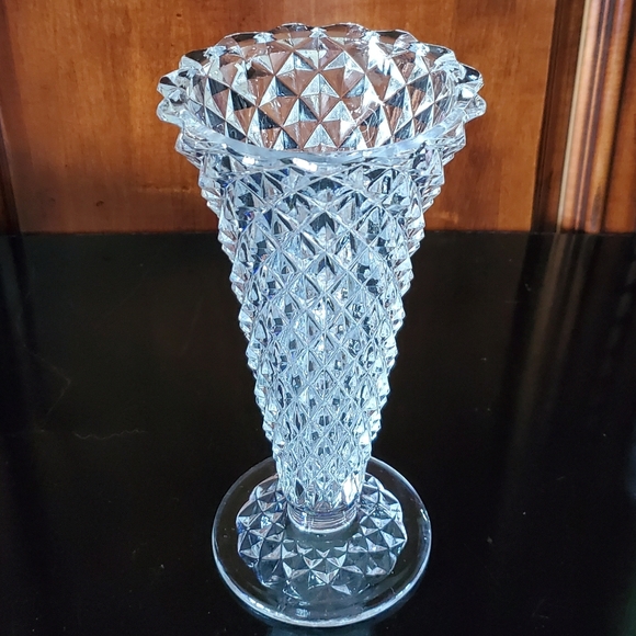 Vntg 🇩🇪 8 1/8" Lead Crystal Diamond 💎 Point Vase by Princess House - Picture 4 of 15